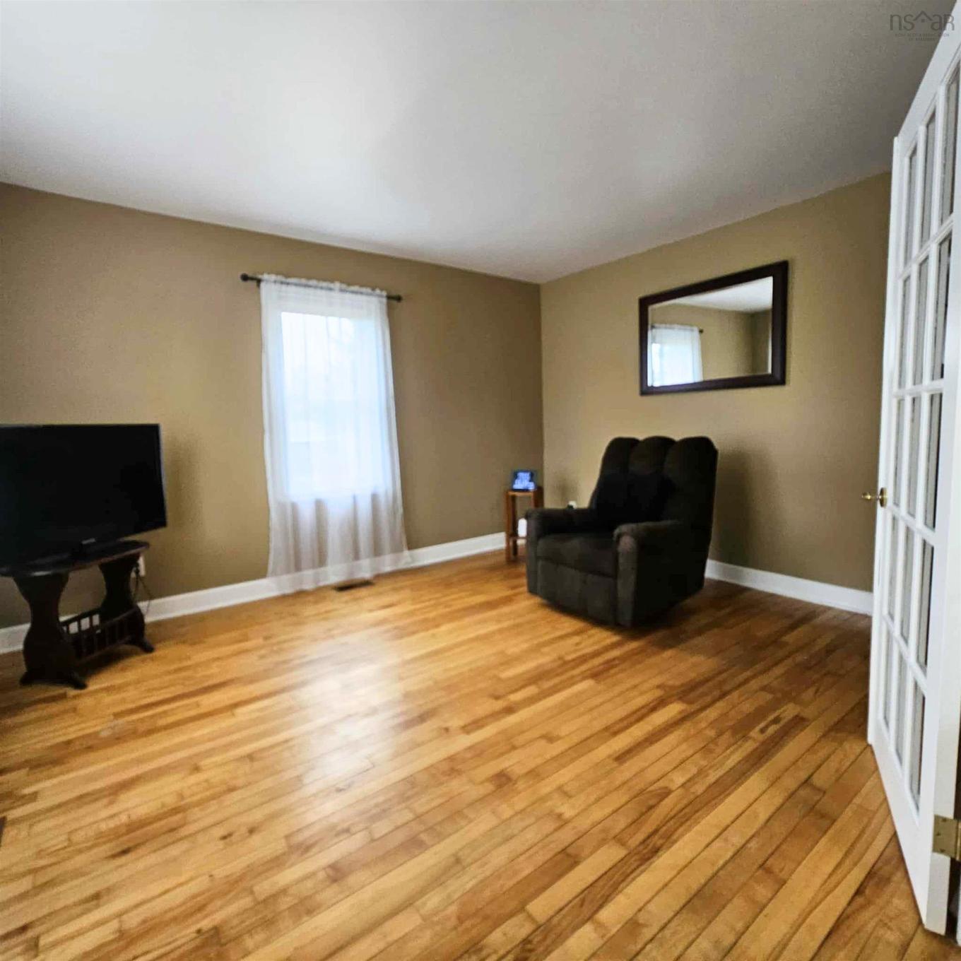 73 Fairhaven Drive, Westmount, NS