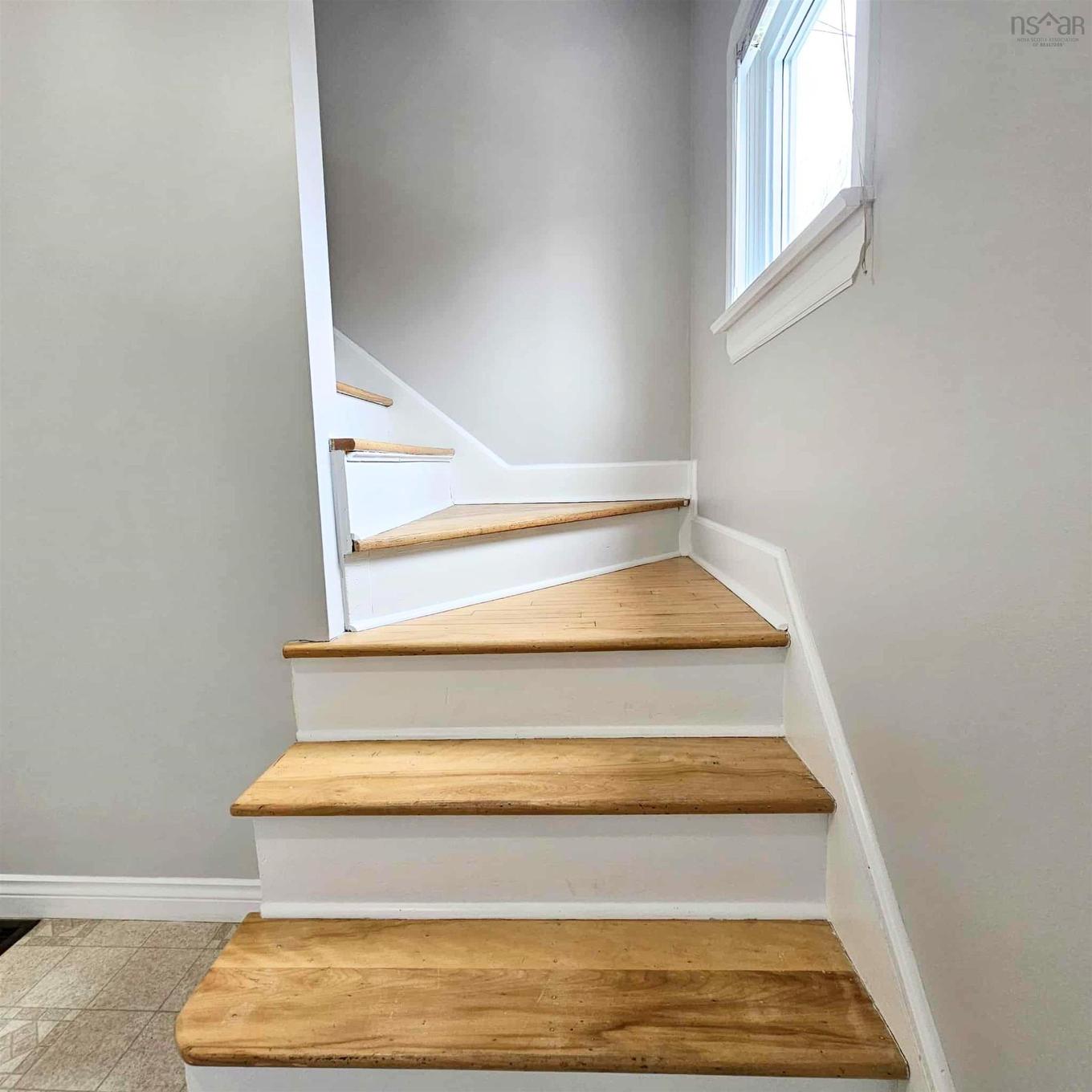 73 Fairhaven Drive, Westmount, NS