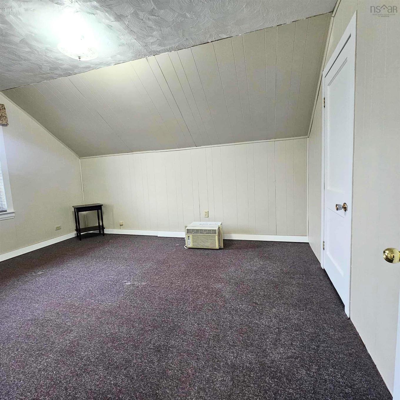 73 Fairhaven Drive, Westmount, NS