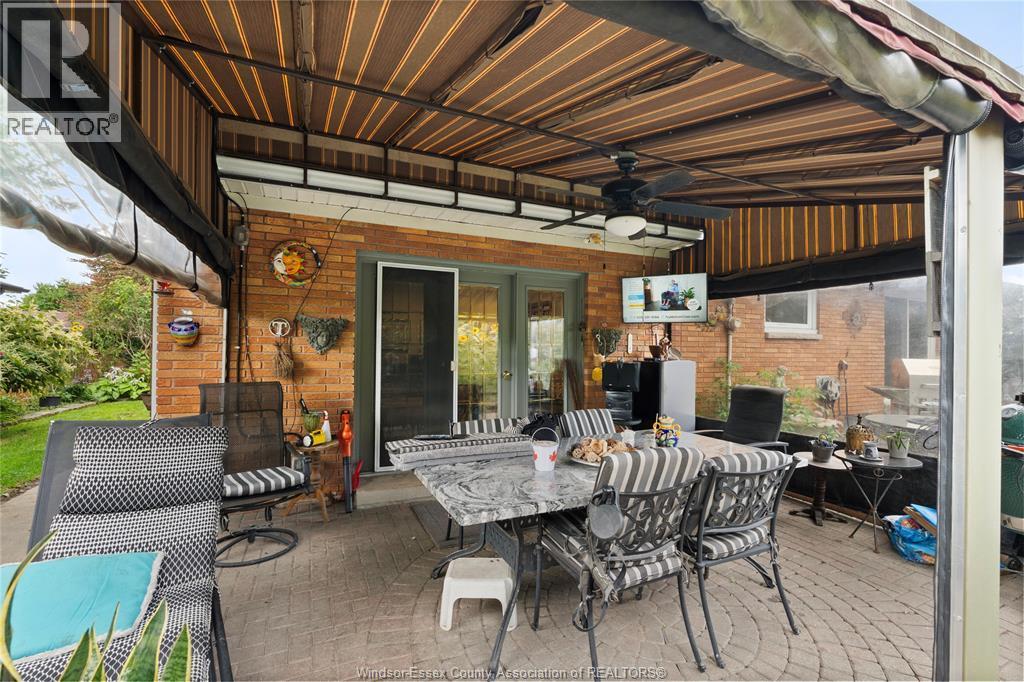 1670 Campbell, Windsor, ON - Outdoor With Deck Patio Veranda With Exterior