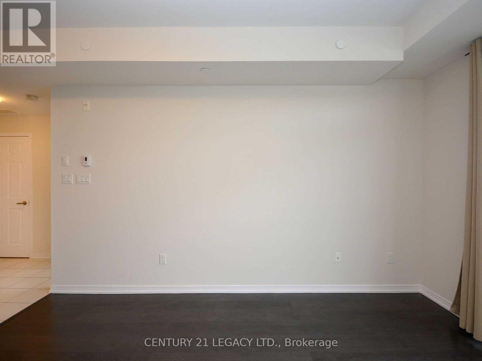 209 - 54 Sky Harbour Drive, Brampton, ON - Indoor Photo Showing Other Room