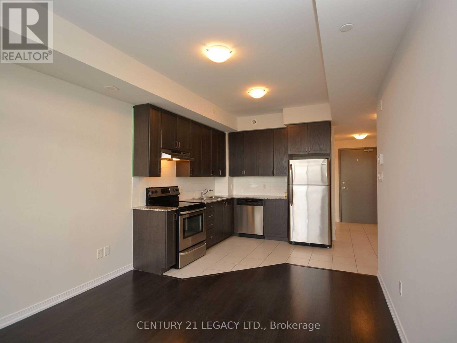 209 - 54 Sky Harbour Drive, Brampton, ON - Indoor Photo Showing Kitchen