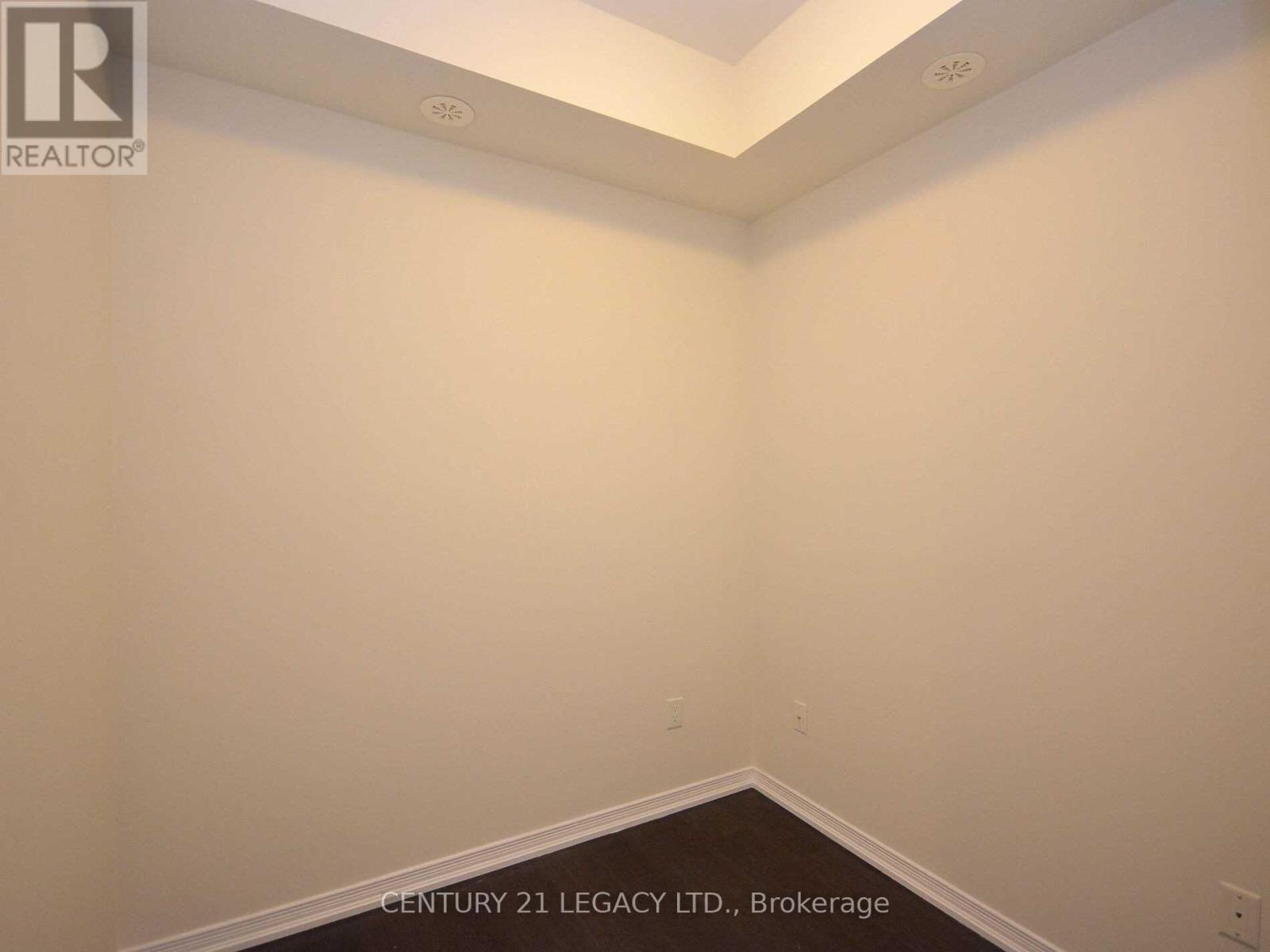 209 - 54 Sky Harbour Drive, Brampton, ON - Indoor Photo Showing Other Room