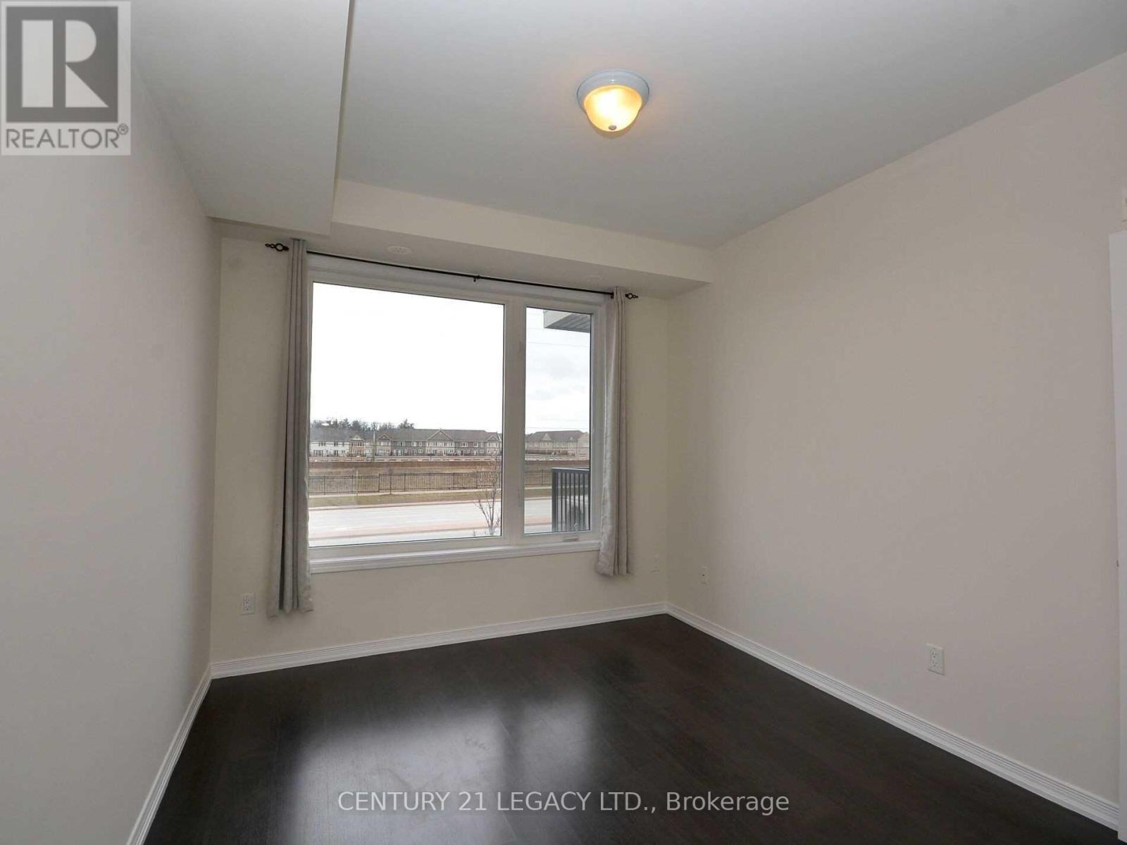 209 - 54 Sky Harbour Drive, Brampton, ON - Indoor Photo Showing Other Room