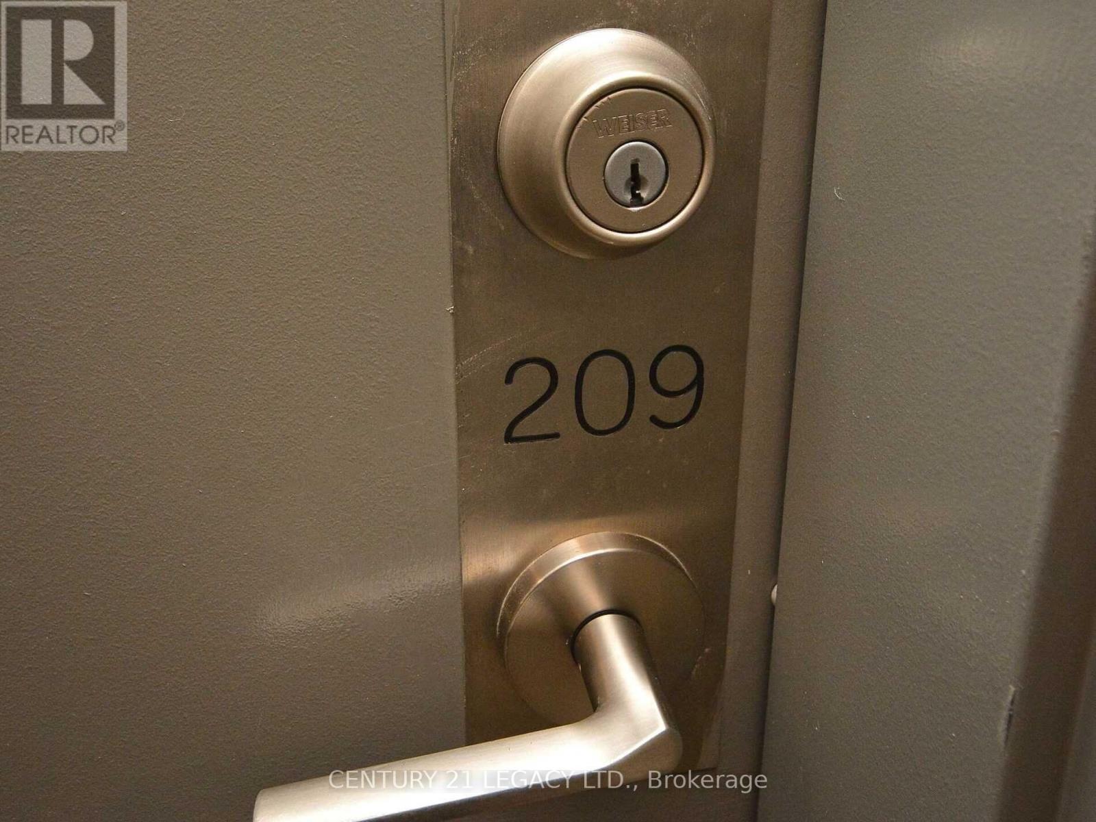 209 - 54 Sky Harbour Drive, Brampton, ON - Indoor