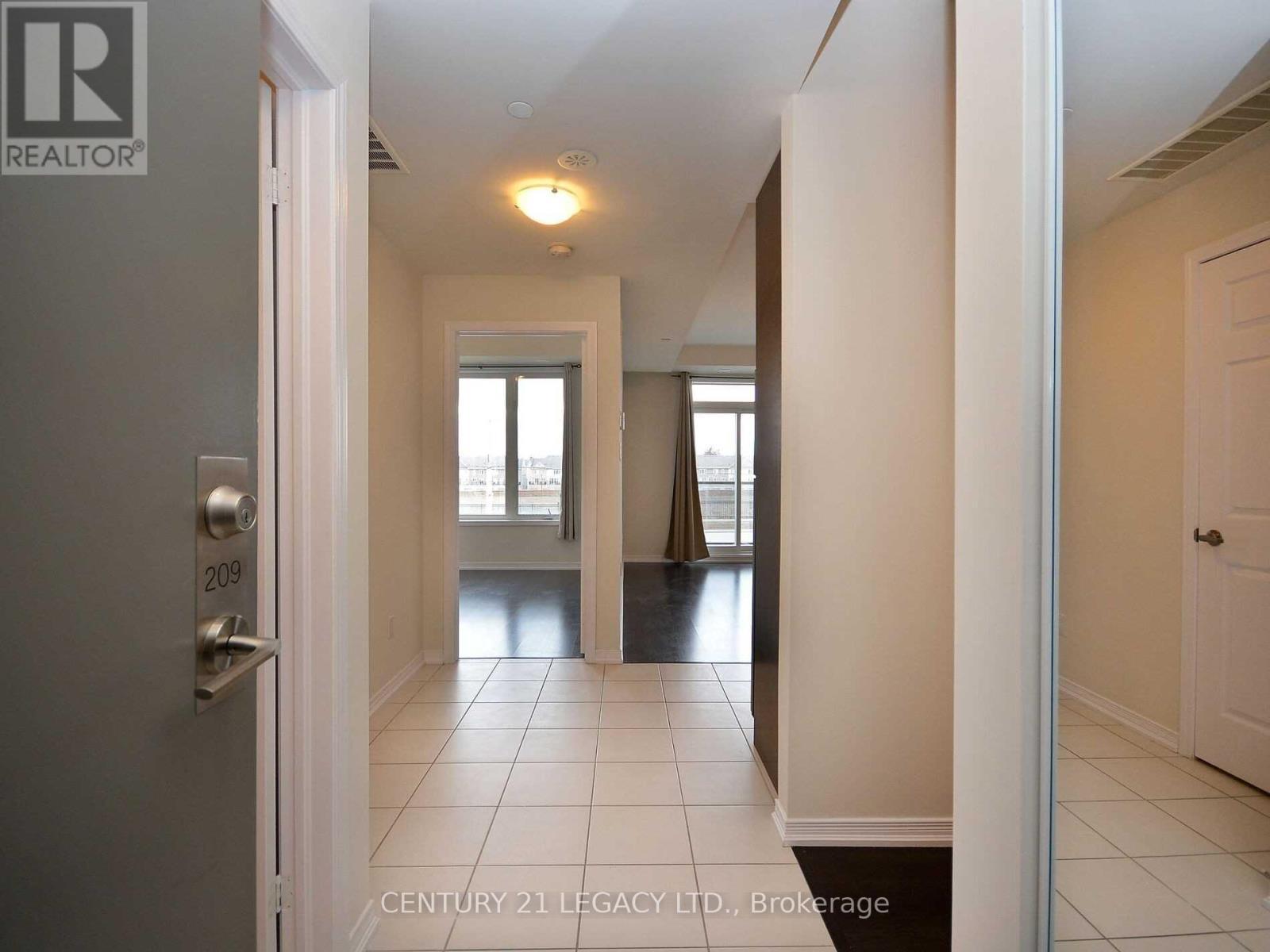 209 - 54 Sky Harbour Drive, Brampton, ON - Indoor Photo Showing Other Room