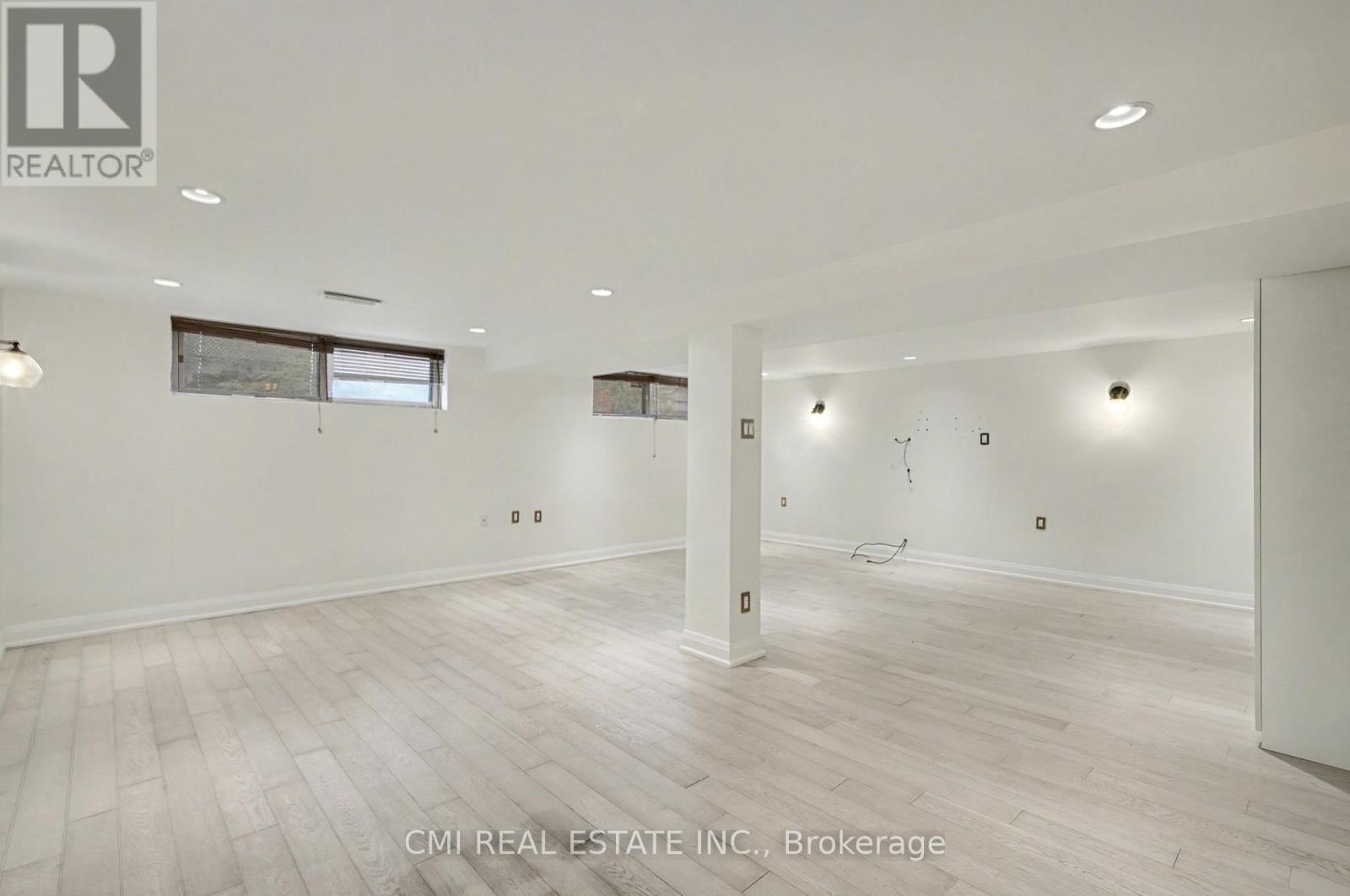 460 Martin Grove Road, Toronto, ON - Indoor Photo Showing Other Room
