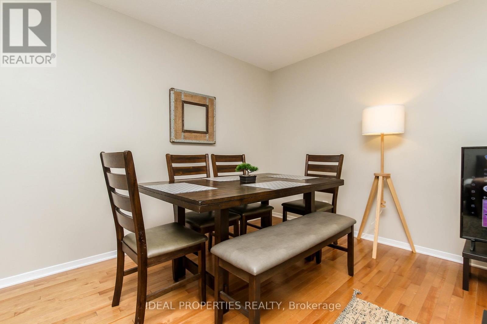 B - 276 Carruthers Avenue, Ottawa, ON