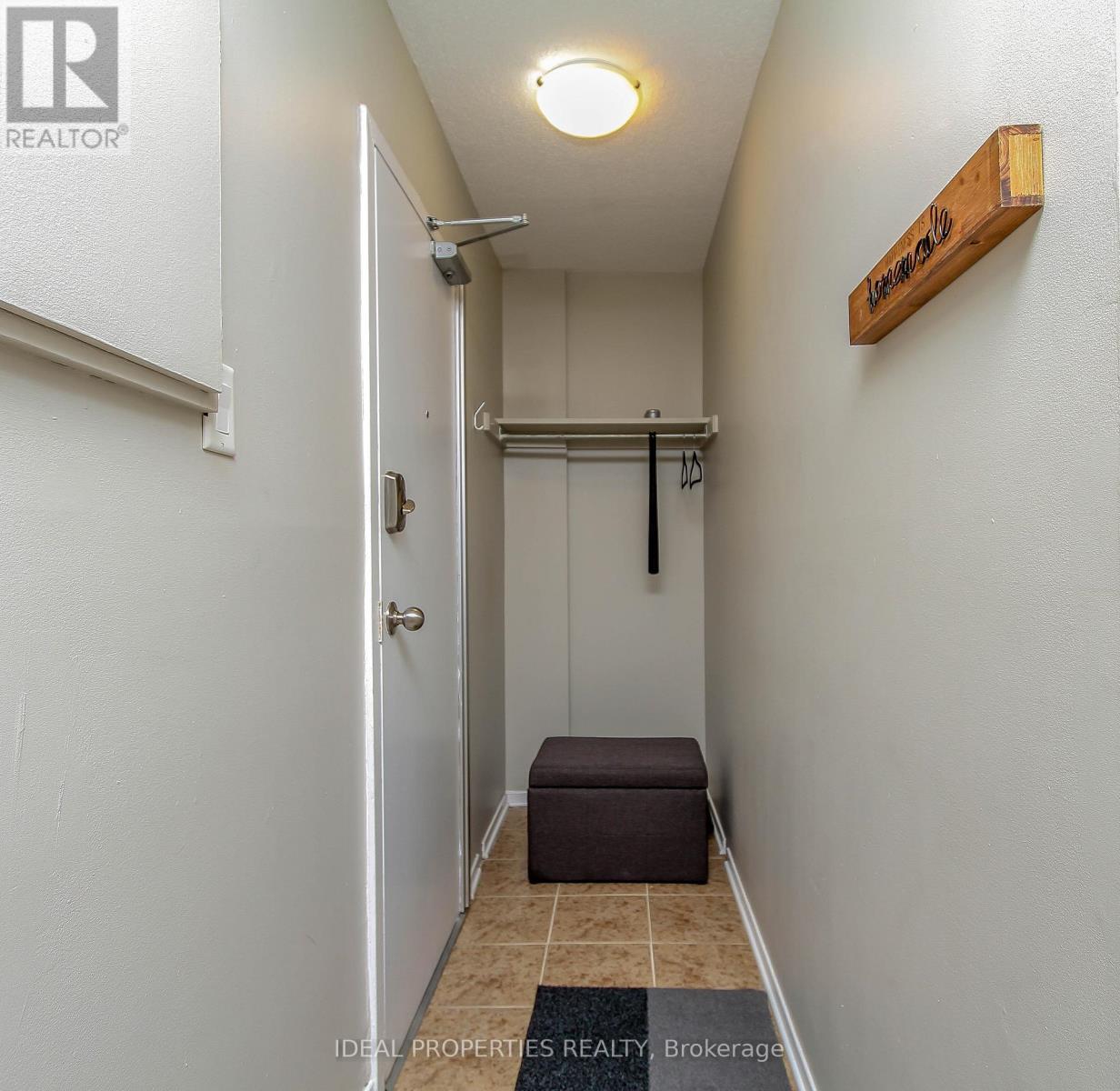 B - 276 Carruthers Avenue, Ottawa, ON