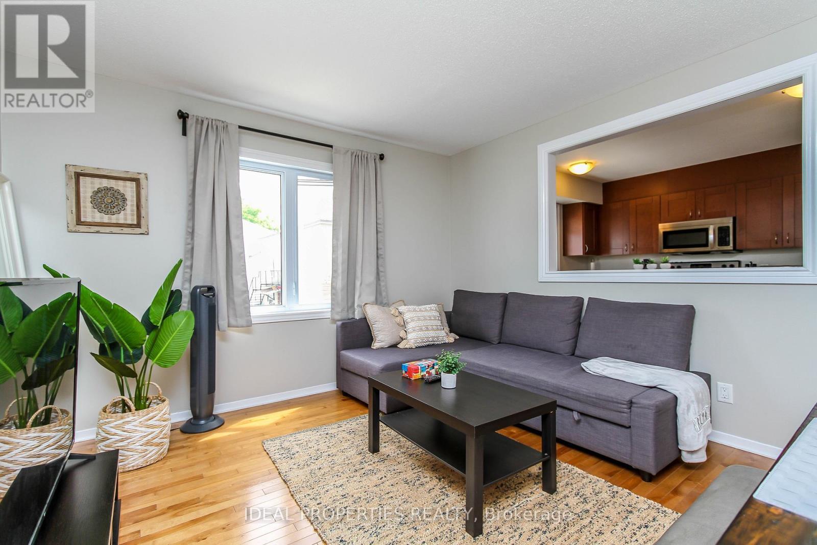 B - 276 Carruthers Avenue, Ottawa, ON