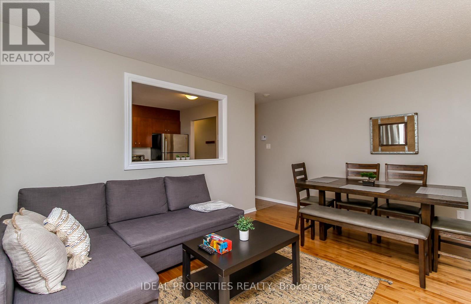 B - 276 Carruthers Avenue, Ottawa, ON