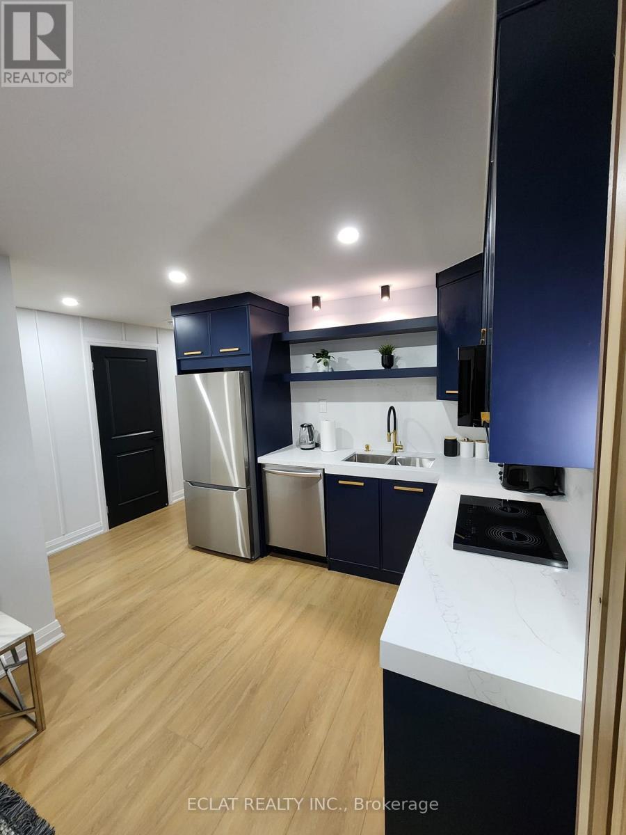 75 Vanilla Trail(Lower), Thorold, ON - Indoor Photo Showing Kitchen With Double Sink
