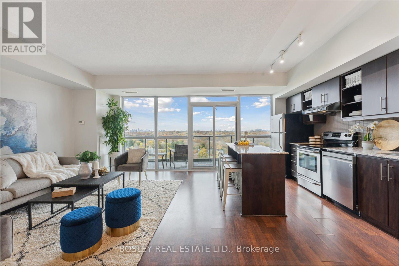 1503 - 35 Brian Peck Crescent, Toronto, ON - Indoor