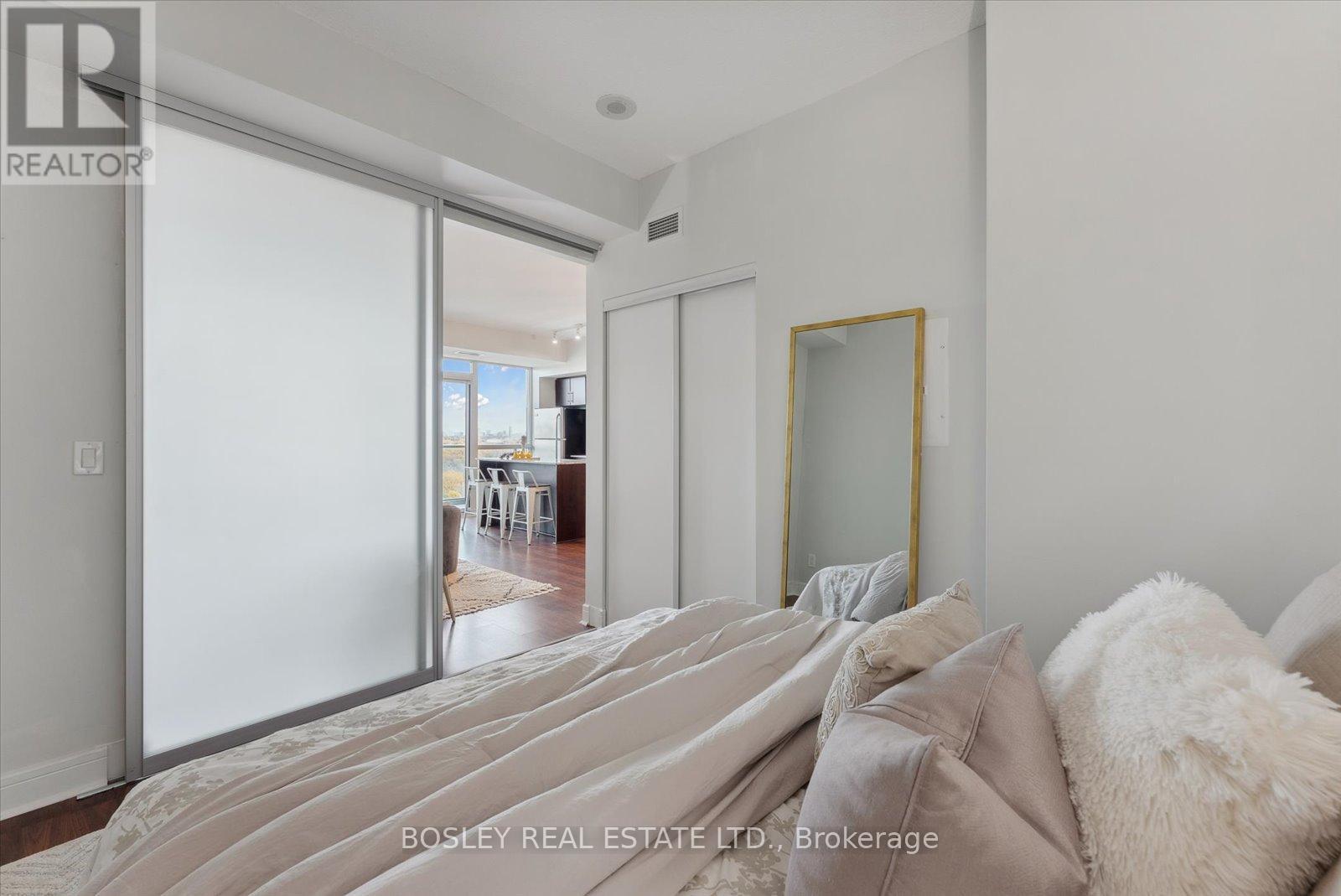 1503 - 35 Brian Peck Crescent, Toronto, ON - Indoor Photo Showing Bedroom