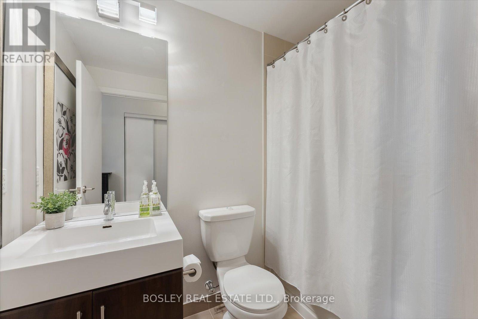 1503 - 35 Brian Peck Crescent, Toronto, ON - Indoor Photo Showing Bathroom