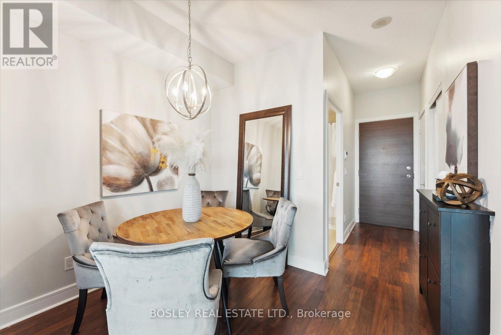 1503 - 35 Brian Peck Crescent, Toronto, ON - Indoor Photo Showing Dining Room