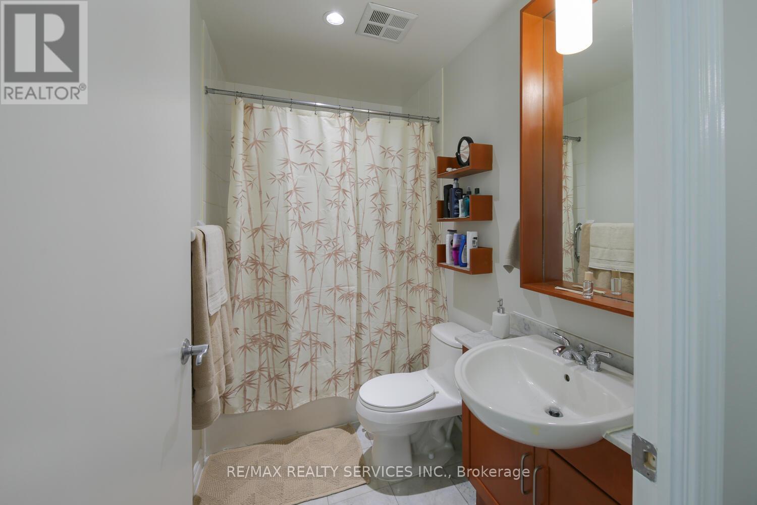 1215 - 60 Byng Avenue, Toronto, ON - Indoor Photo Showing Bathroom