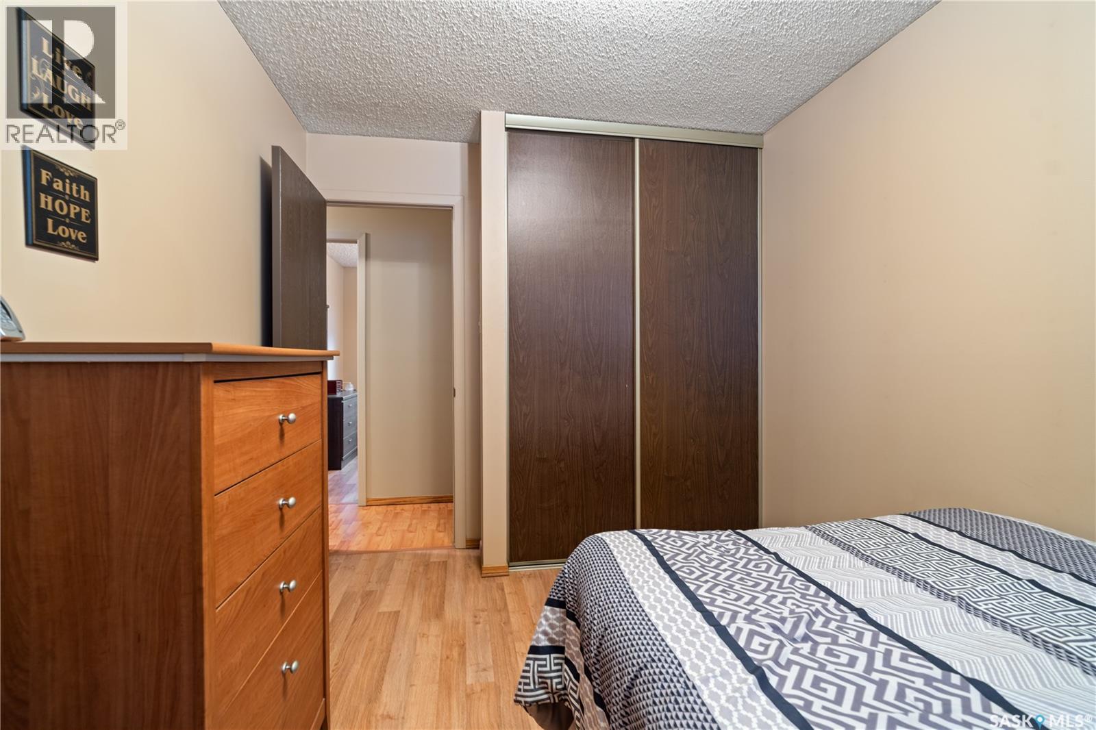 126 Church Drive, Regina, SK - Indoor Photo Showing Bedroom
