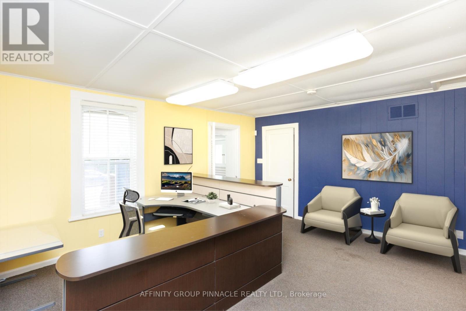 221 Kent Street W, Kawartha Lakes (Lindsay), ON