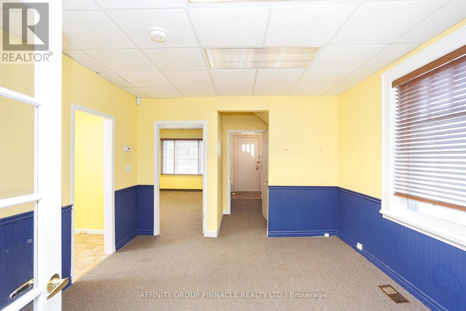 221 Kent Street W, Kawartha Lakes (Lindsay), ON