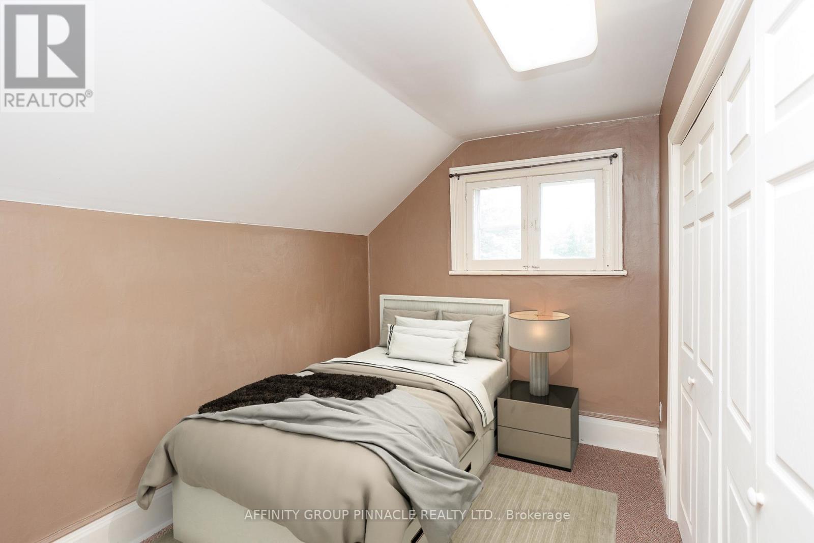 221 Kent Street W, Kawartha Lakes (Lindsay), ON