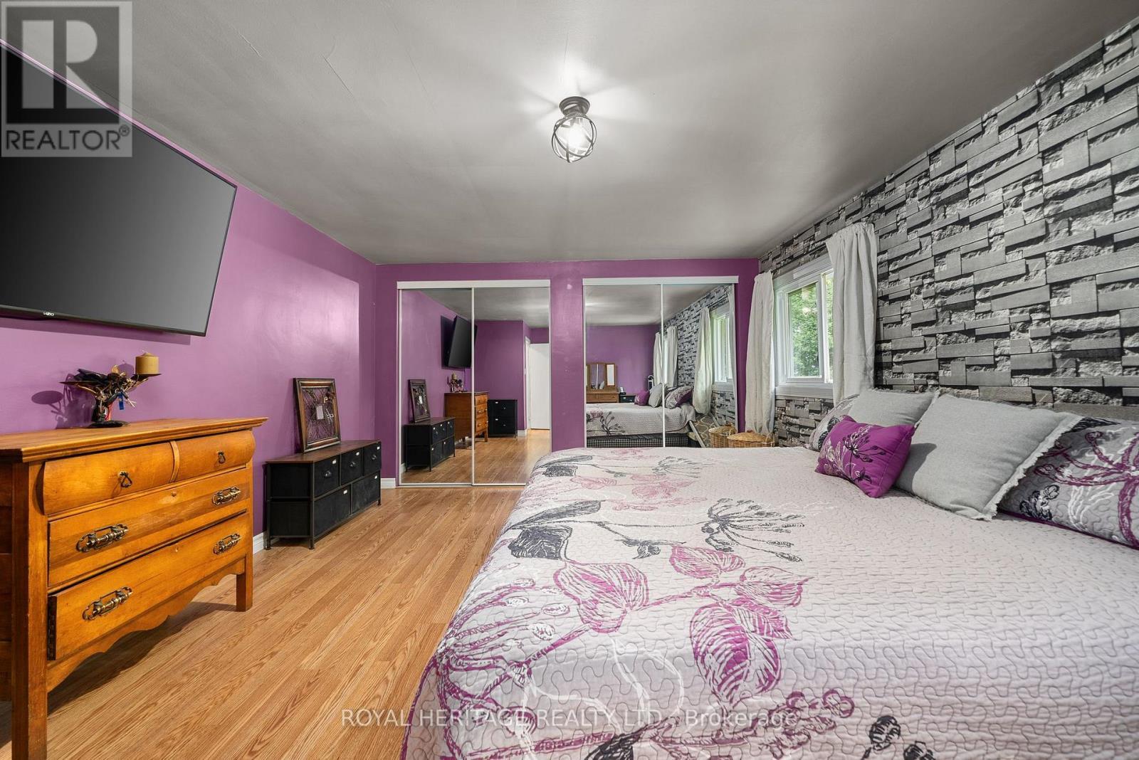 155 Prince Edward Street, Brighton, ON - Indoor Photo Showing Bedroom