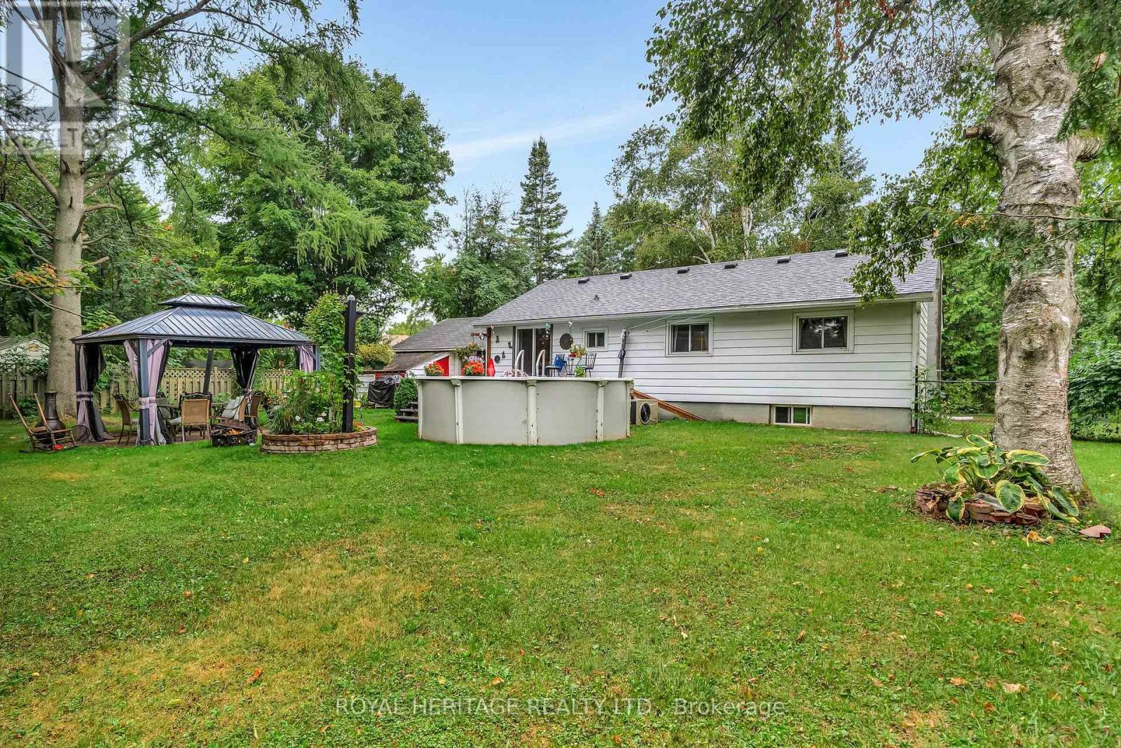 155 Prince Edward Street, Brighton, ON - Outdoor With Backyard