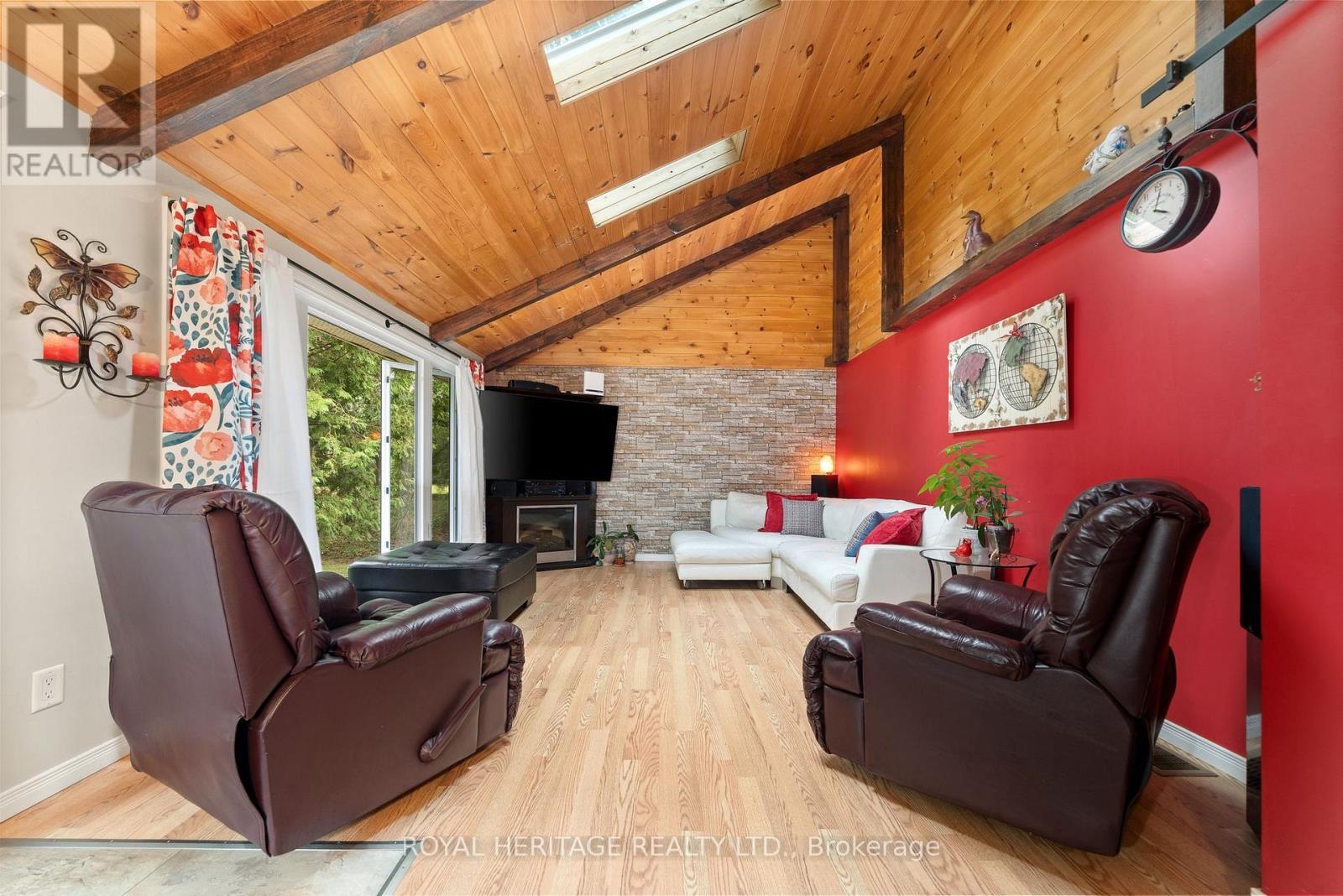 155 Prince Edward Street, Brighton, ON - Indoor Photo Showing Living Room With Fireplace