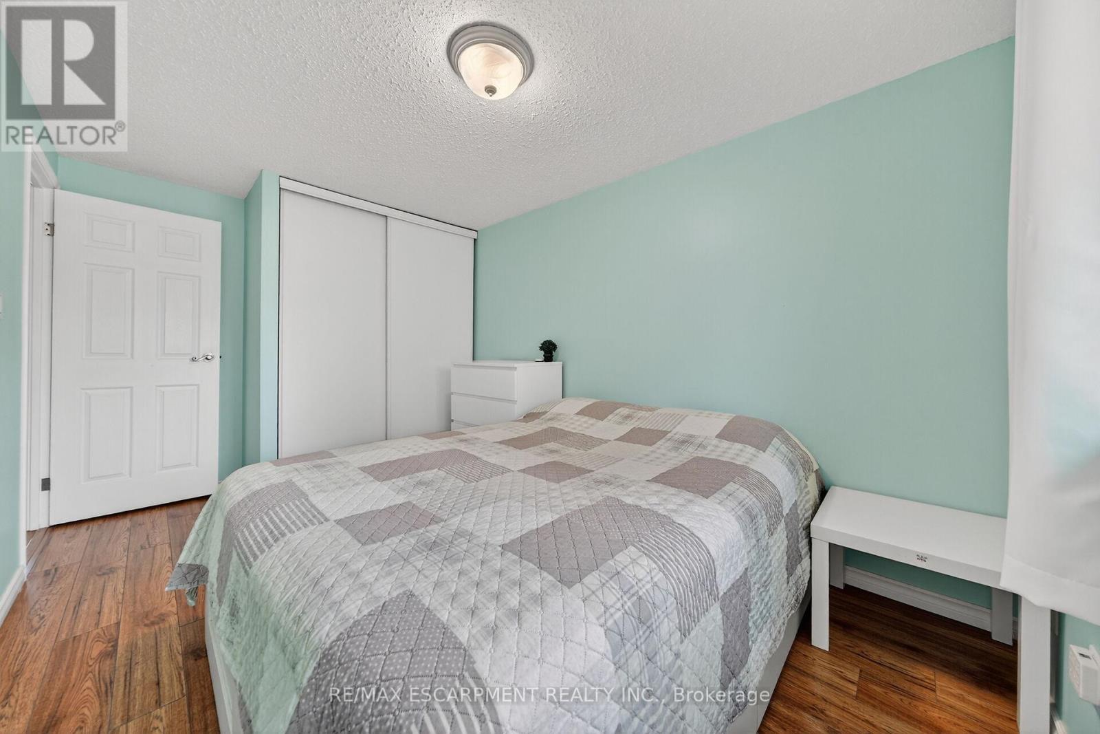64 - 145 Rice Avenue, Hamilton, ON - Indoor Photo Showing Bedroom