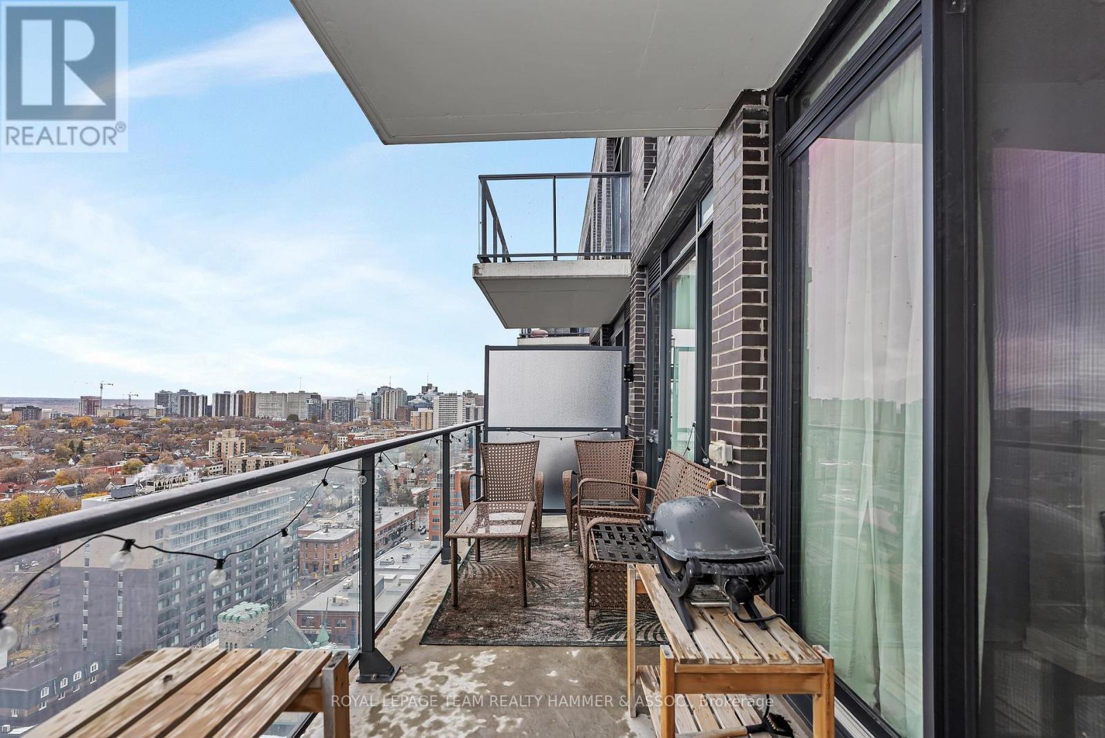 1803 - 203 Catherine Street, Ottawa, ON - Outdoor With Exterior