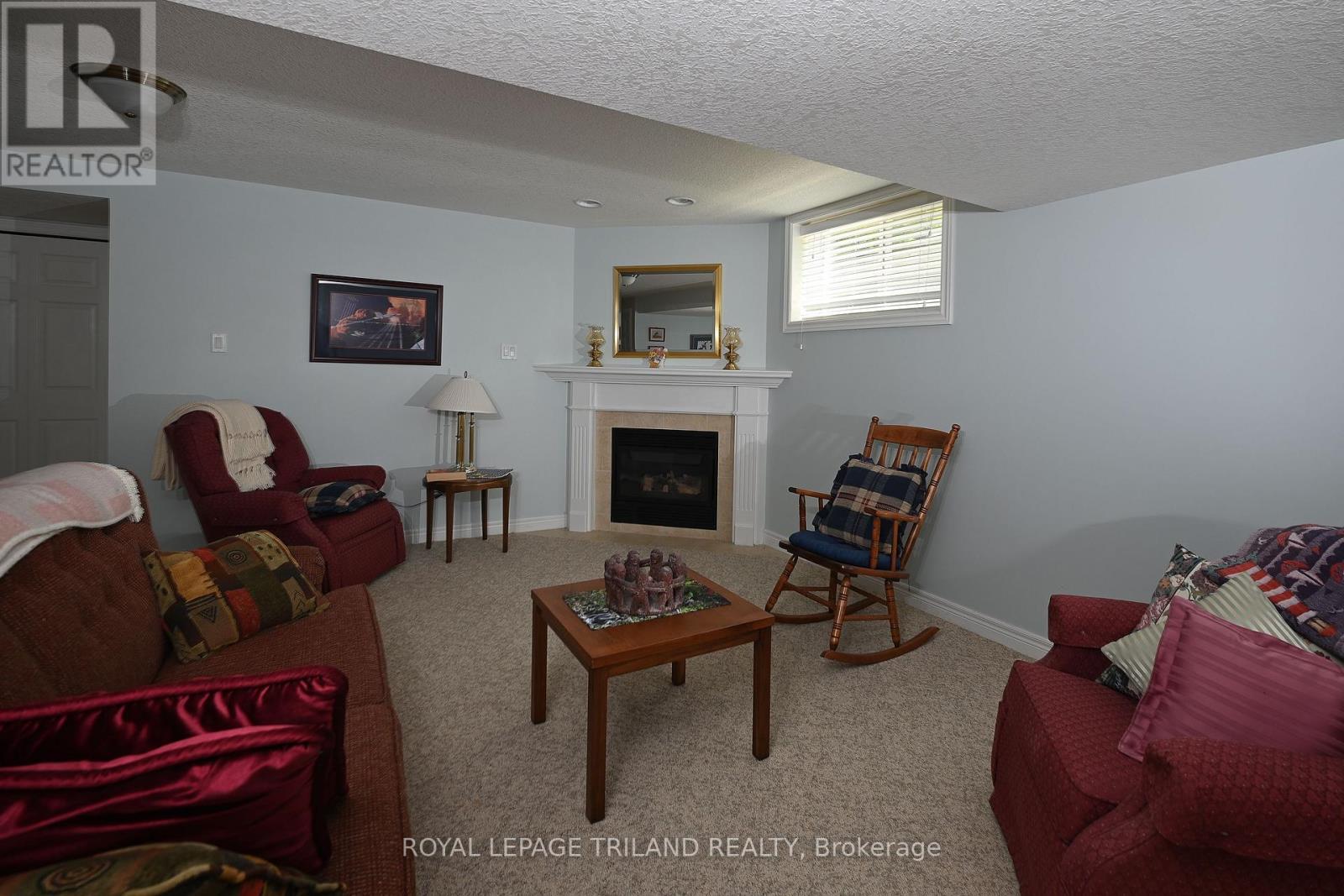 5 - 4067 Colonel Talbot Road, London South (South V), ON - Indoor With Fireplace