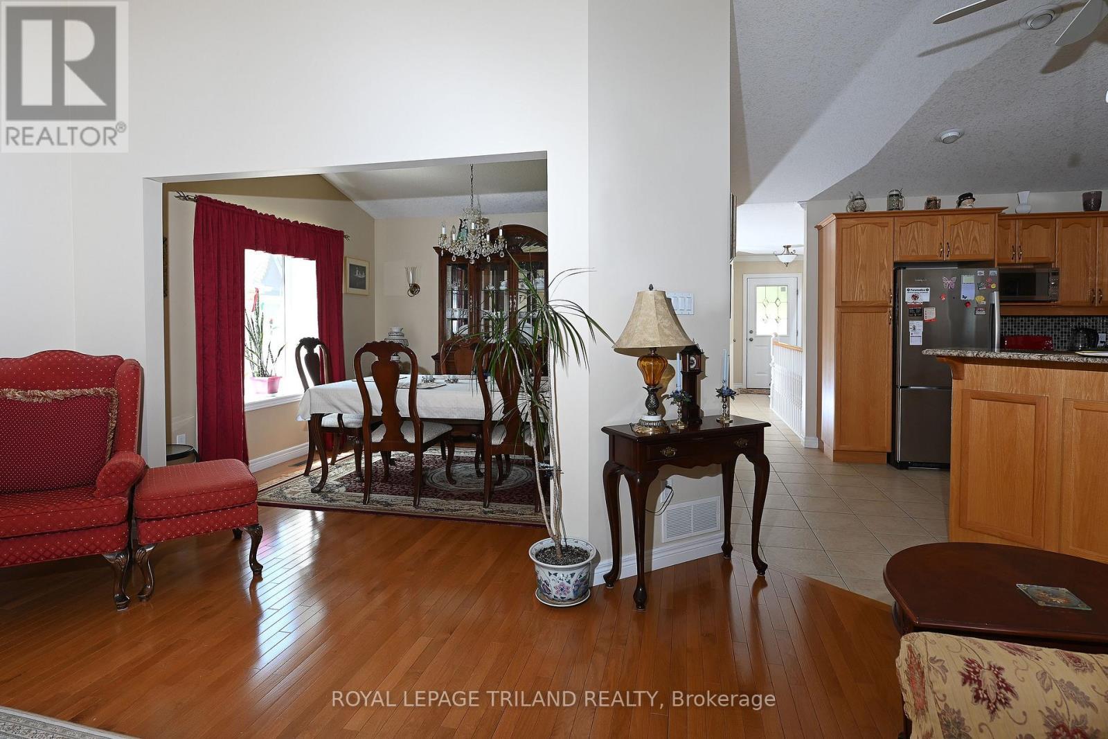 5 - 4067 Colonel Talbot Road, London South (South V), ON - Indoor