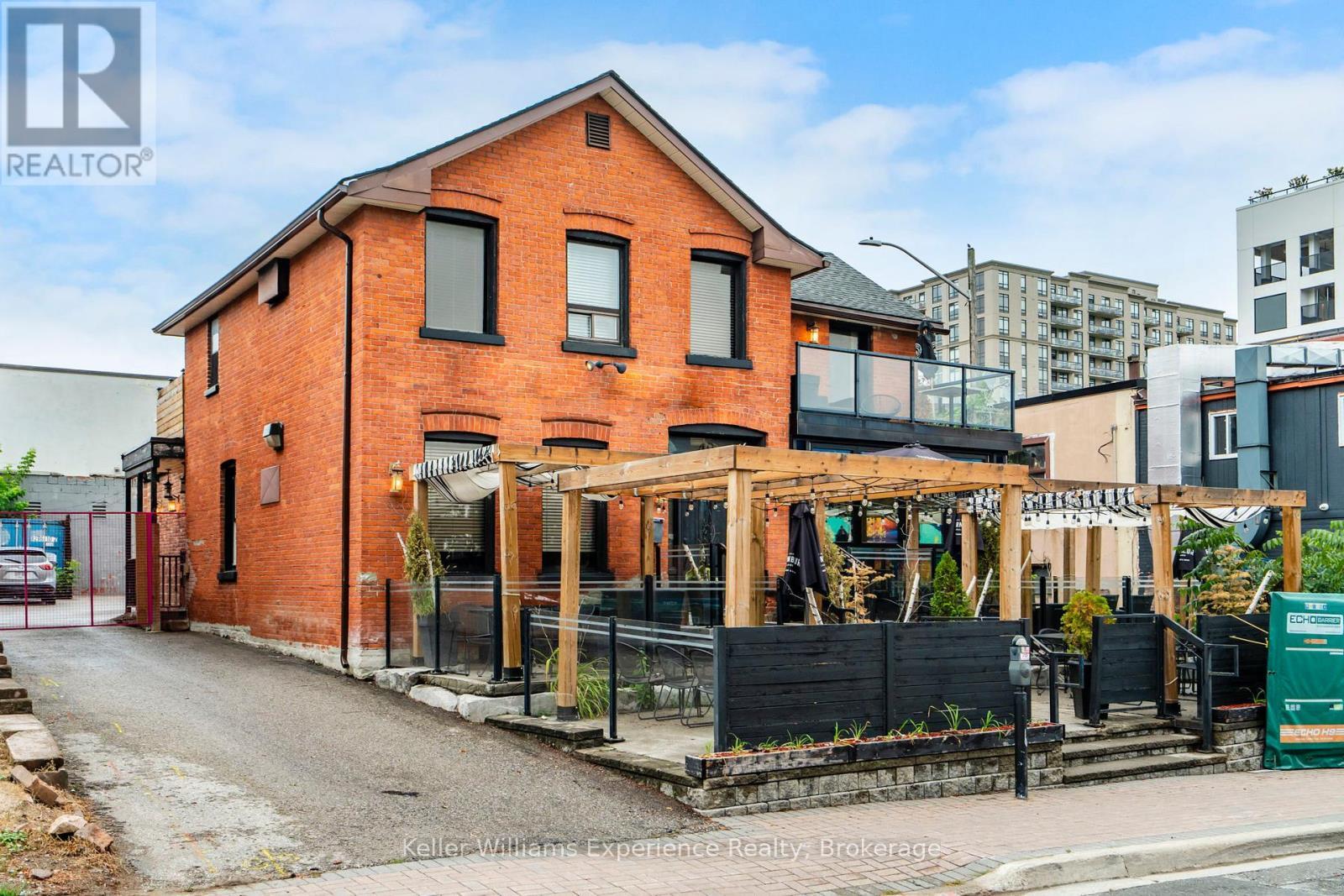 49 Mary Street, Barrie (City Centre), ON