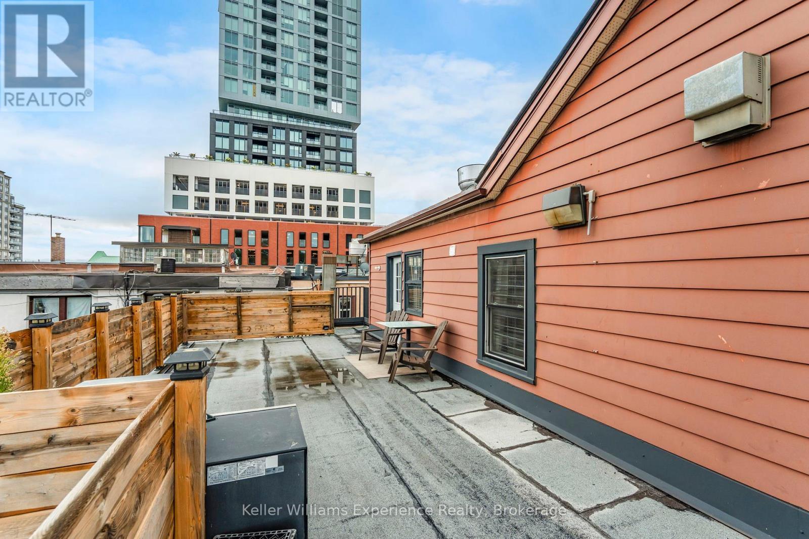 49 Mary Street, Barrie (City Centre), ON