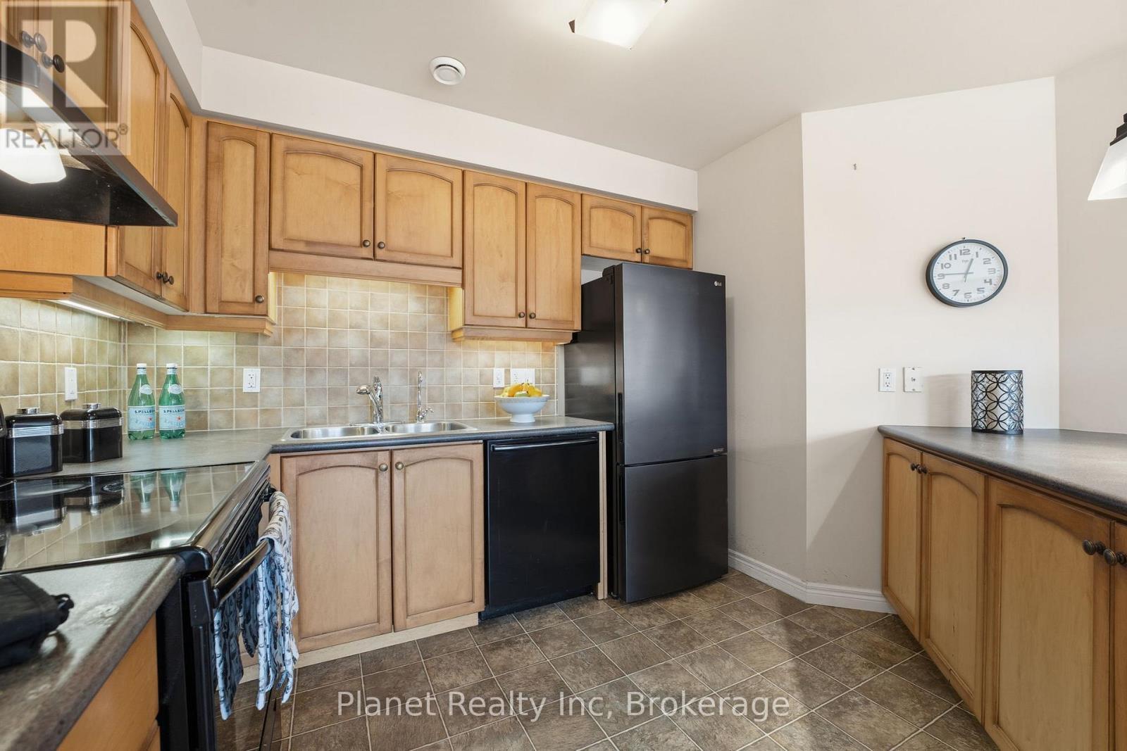 301 - 65 Bayberry Drive, Guelph (Village By The Arboretum), ON