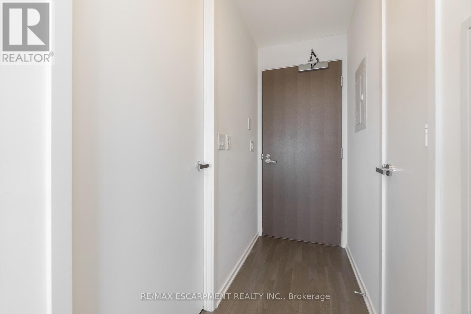 5503 - 1 Bloor Street E, Toronto, ON - Indoor Photo Showing Other Room