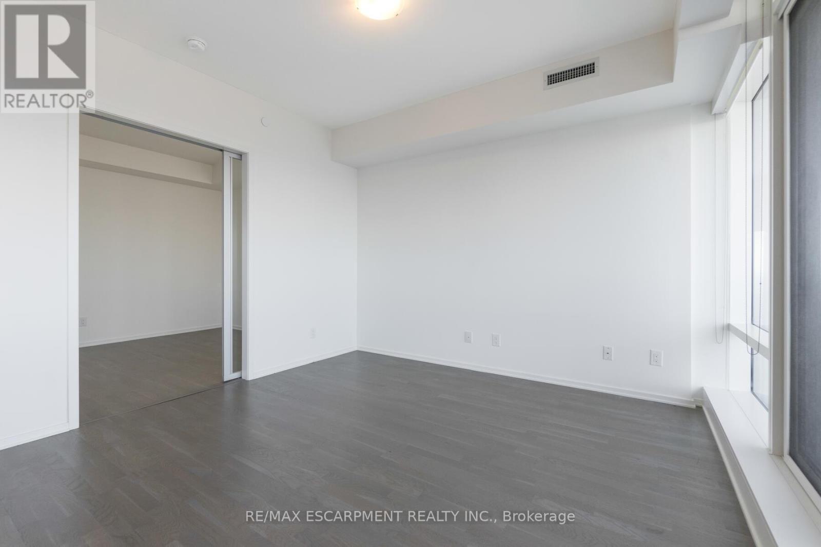 5503 - 1 Bloor Street E, Toronto, ON - Indoor Photo Showing Other Room