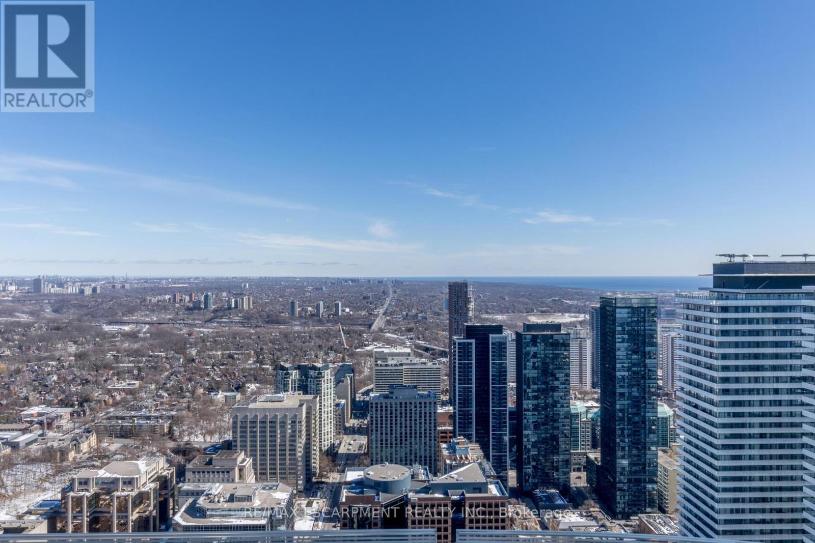 5503 - 1 Bloor Street E, Toronto, ON - Outdoor With View
