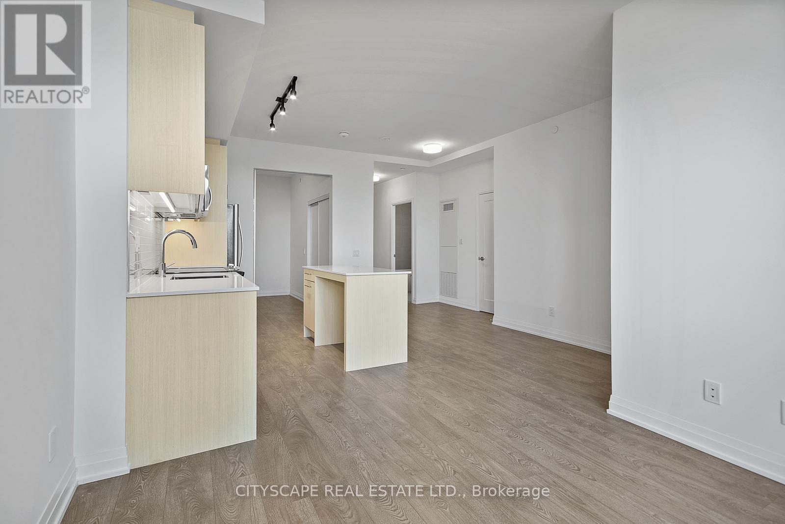 617 - 286 Main Street, Toronto, ON - Indoor Photo Showing Other Room