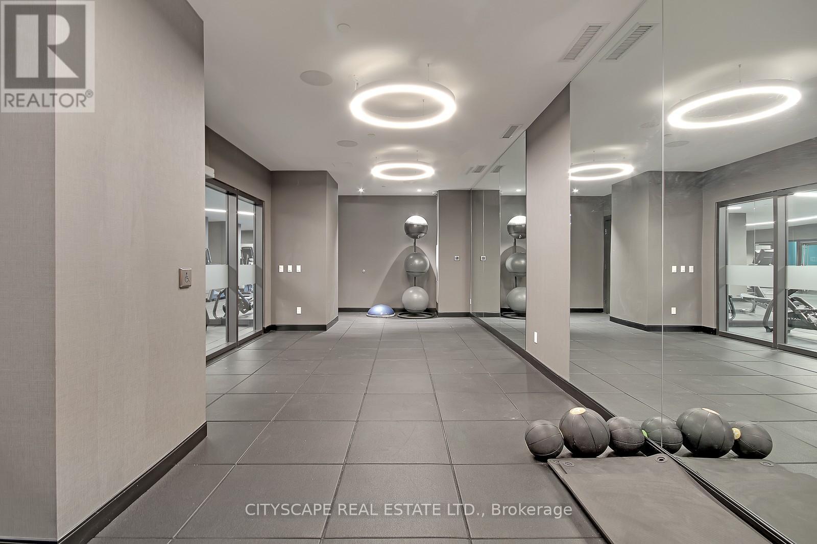 617 - 286 Main Street, Toronto, ON - Indoor Photo Showing Other Room