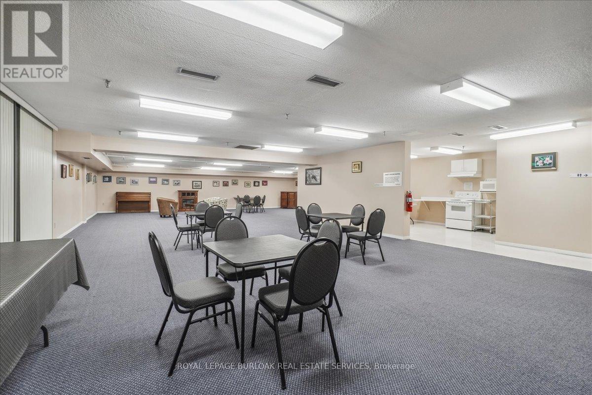 1007 - 5090 Pinedale Avenue, Burlington, ON - Indoor Photo Showing Other Room