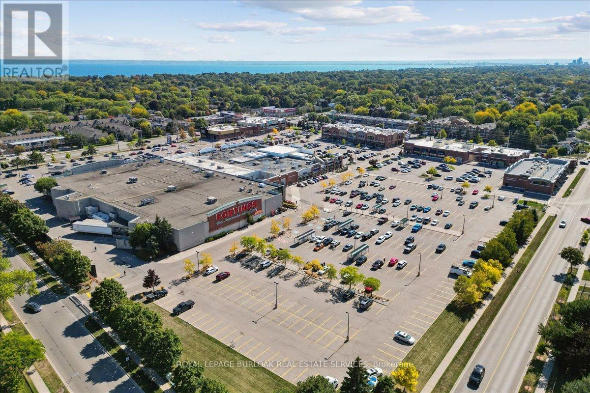 1007 - 5090 Pinedale Avenue, Burlington, ON - Outdoor With View