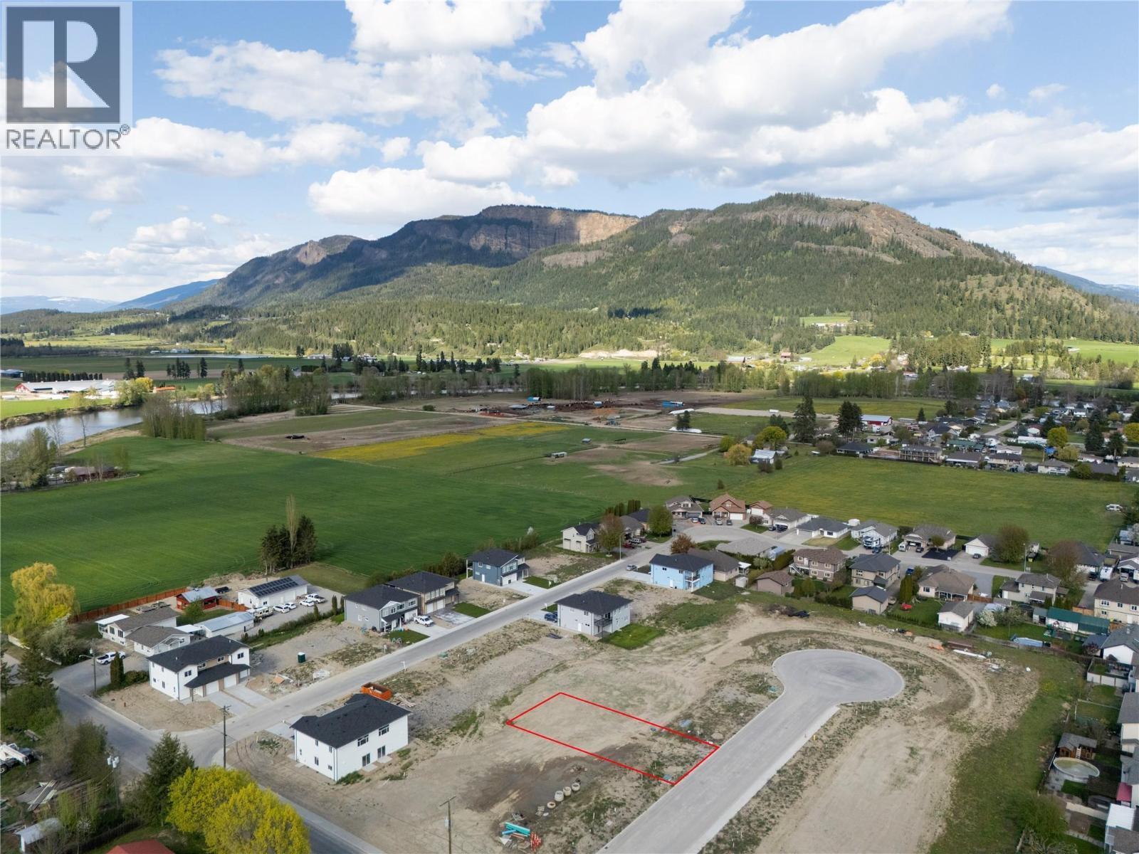 2023 Viewmount Court, Enderby, BC