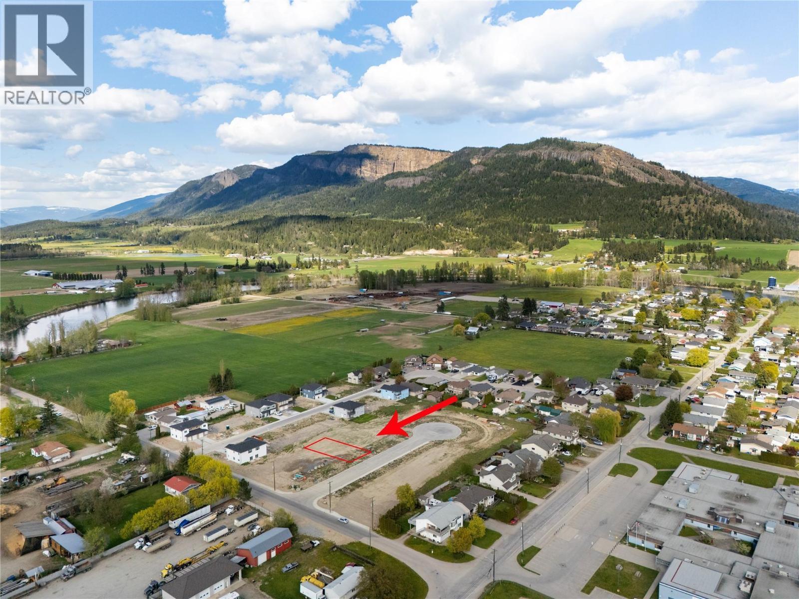 2023 Viewmount Court, Enderby, BC
