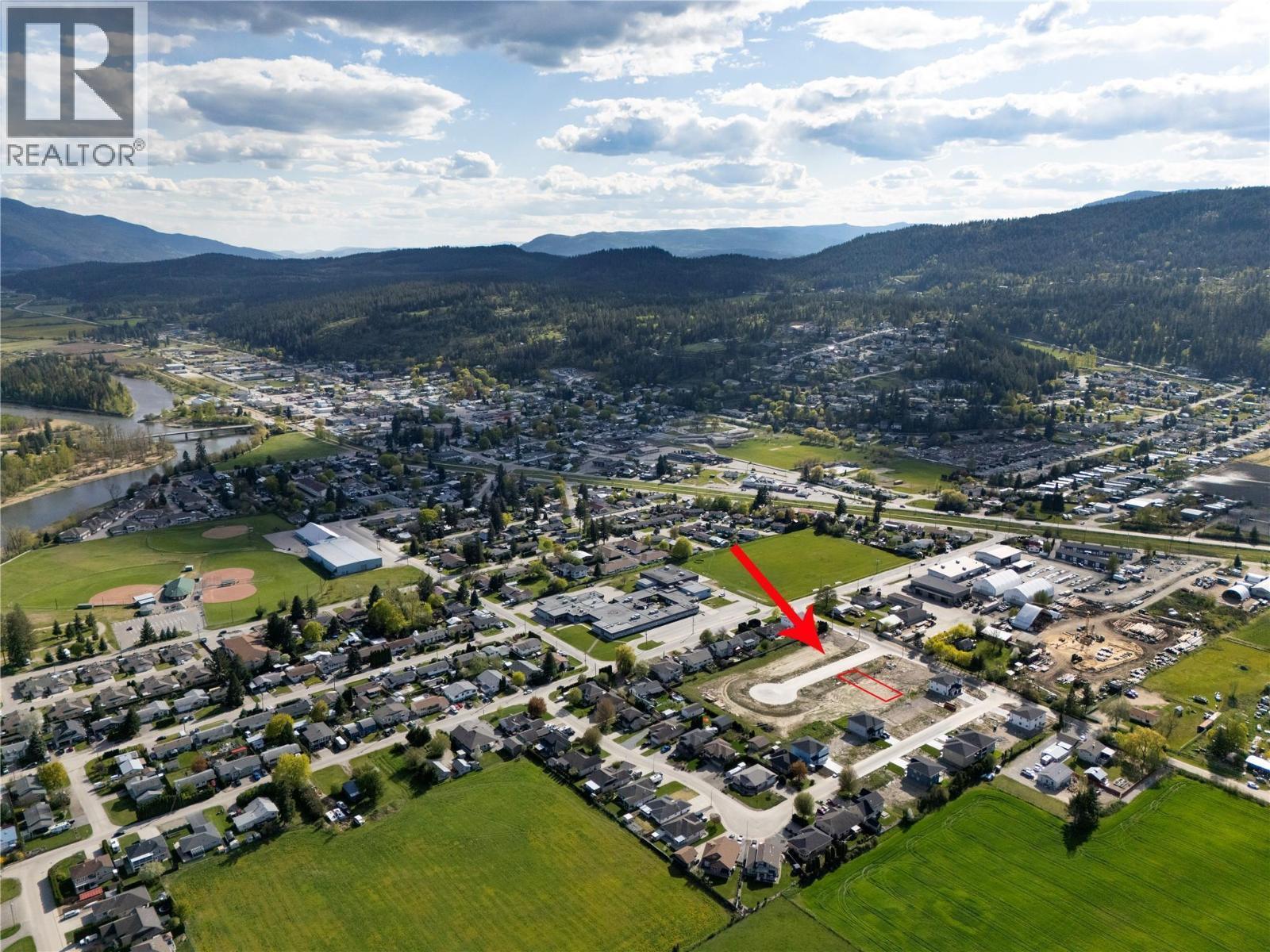 2023 Viewmount Court, Enderby, BC