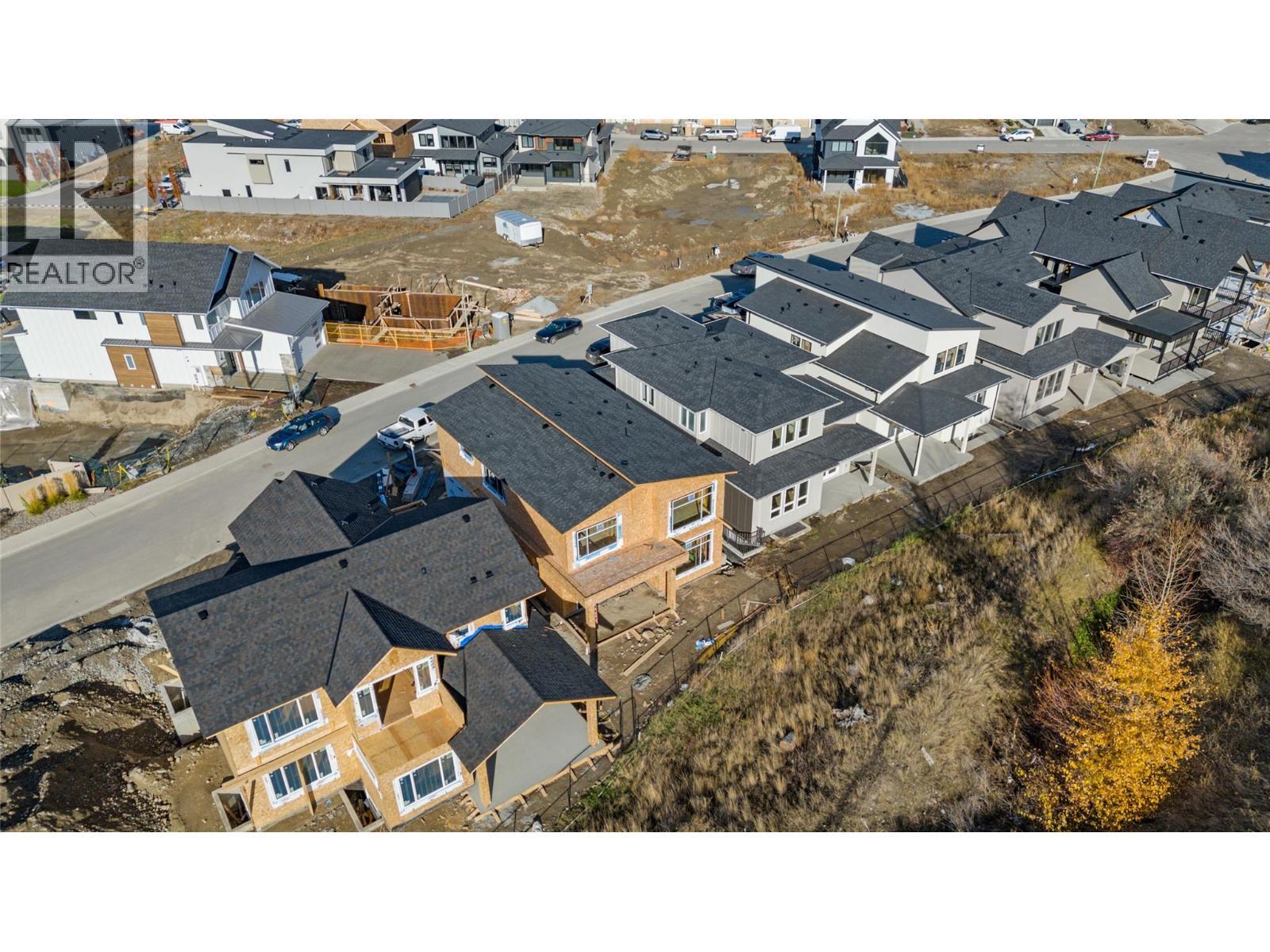 1016 Bull Crescent, Kelowna, BC - With View