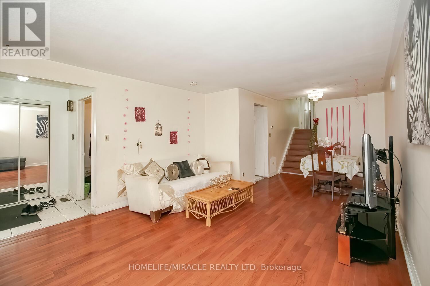 3436 Clara Drive, Mississauga, ON - Indoor