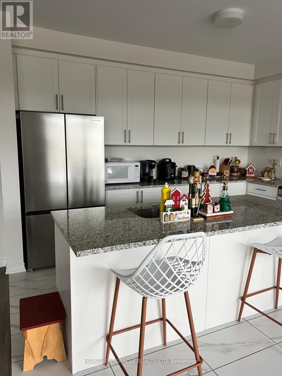 1004 Trailsview Avenue, Cobourg, ON - Indoor Photo Showing Kitchen