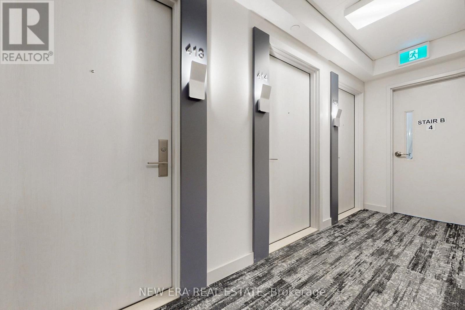 413 - 30 Samuel Wood Way, Toronto, ON - Indoor Photo Showing Other Room