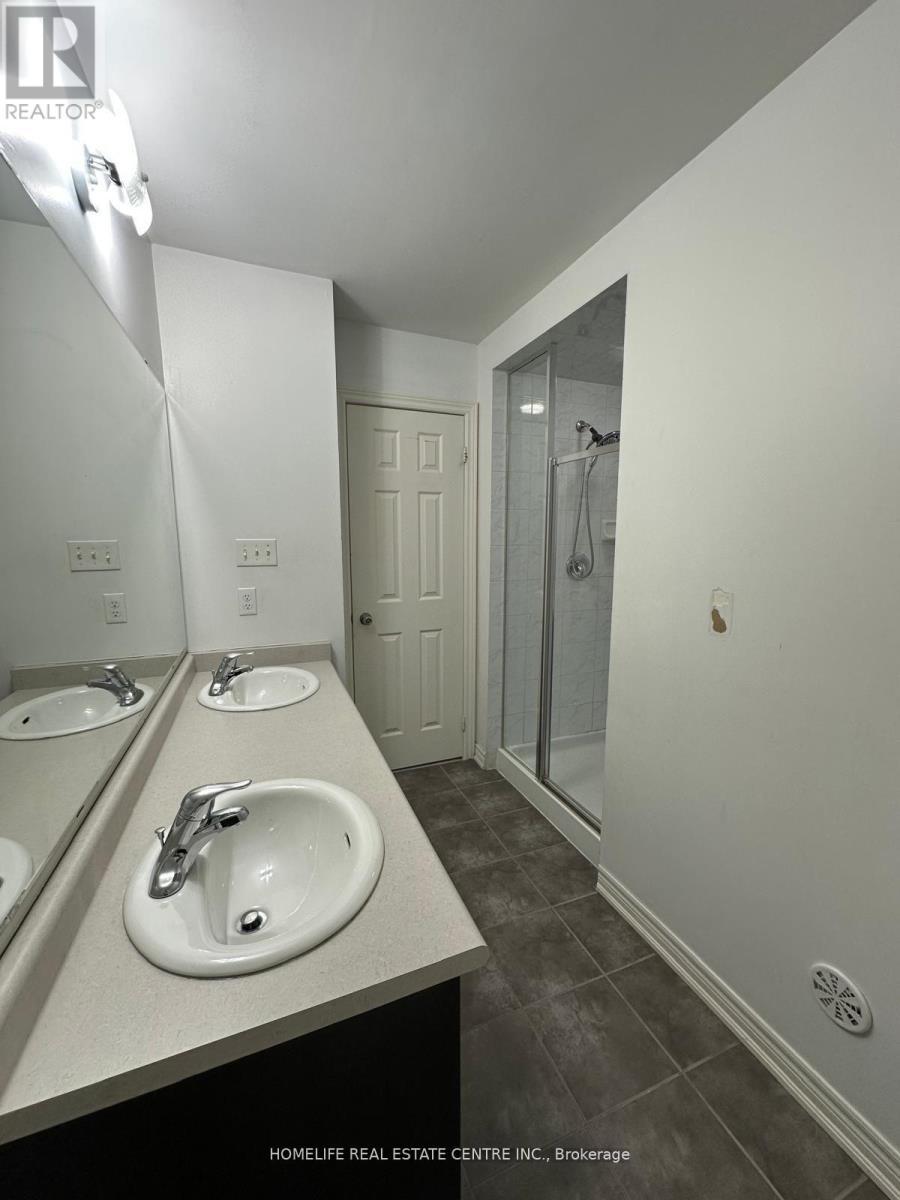 139 Inspire Boulevard, Brampton, ON - Indoor Photo Showing Bathroom